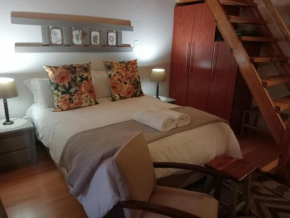 Chalet Roses